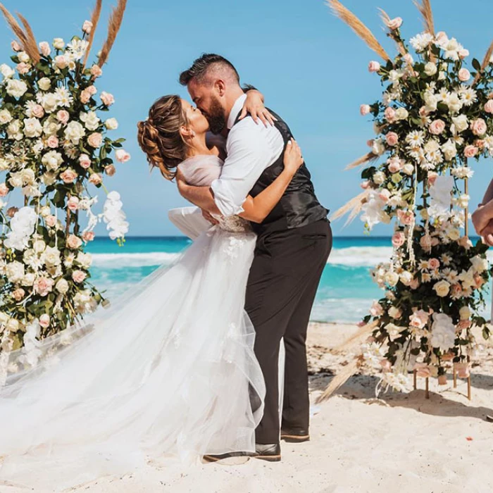 Hard Rock Cancun weddings.