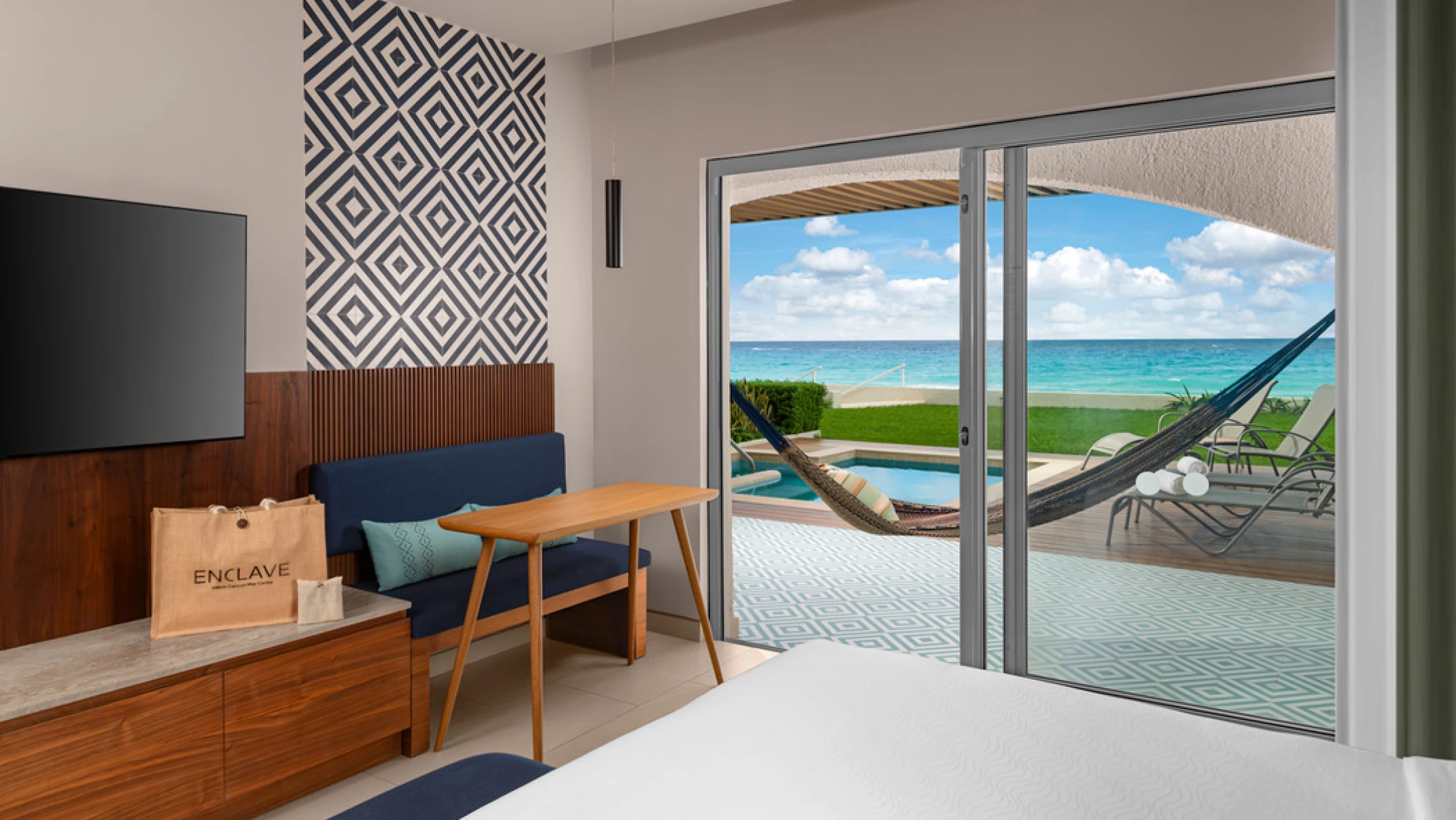 suite with plunge pool at Hilton Cancun Mar Caribe