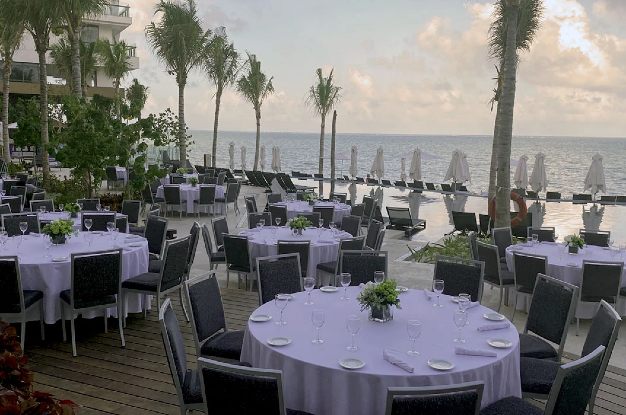 Reception decor on the South Pool area at Hilton Cancun
