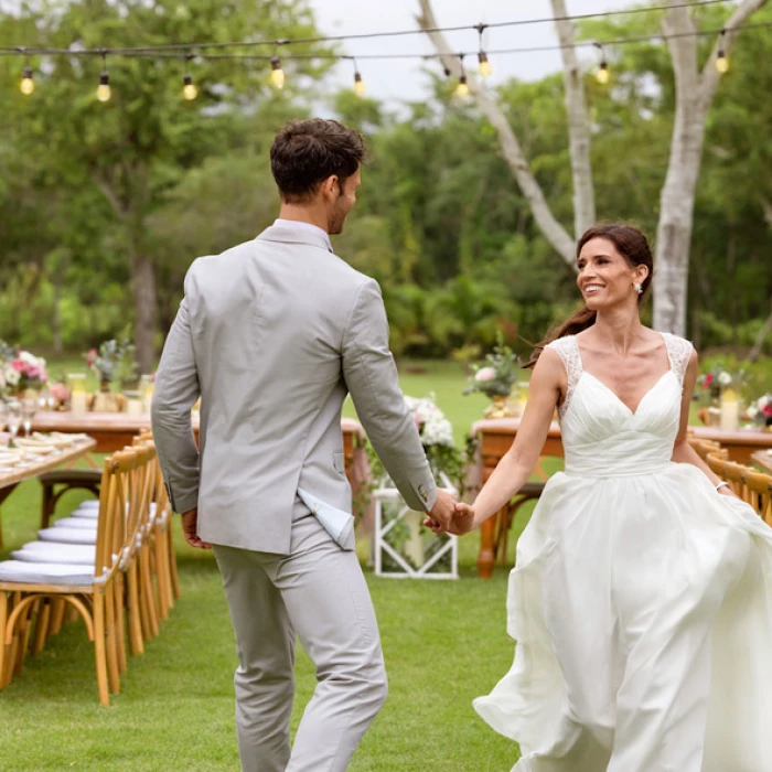 bride and groom at the garden gazebo venue at Hilton La Romana