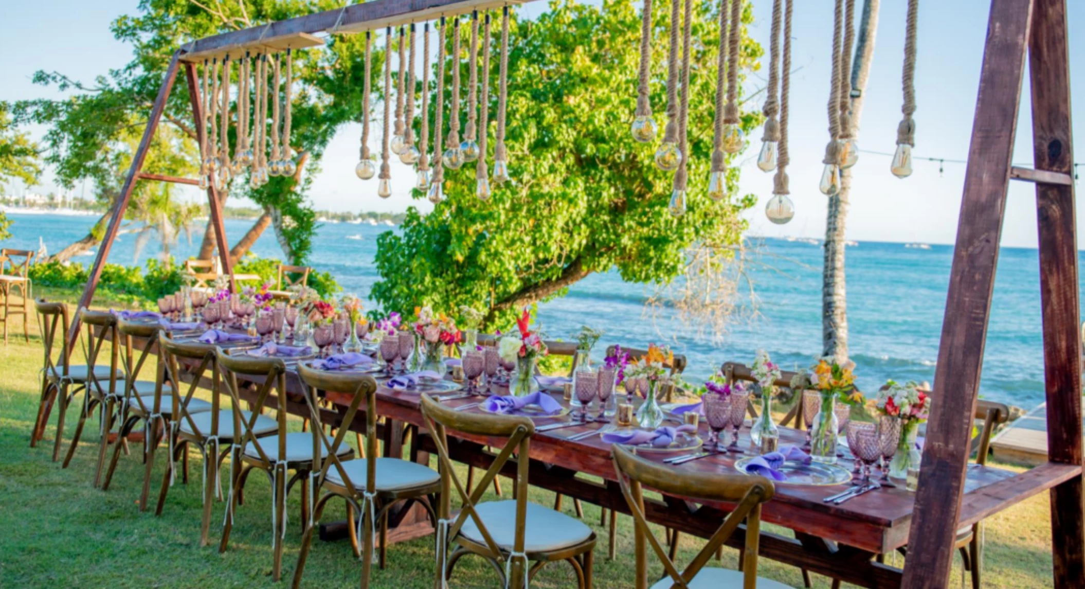 seaside garden venue at Hilton La Romana