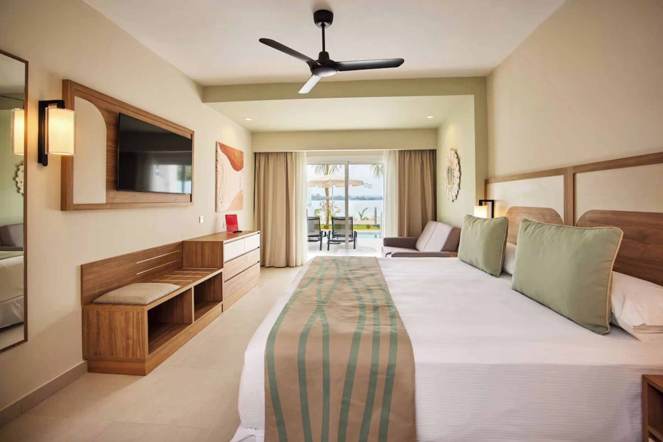 Room at Hotel Riu Negril