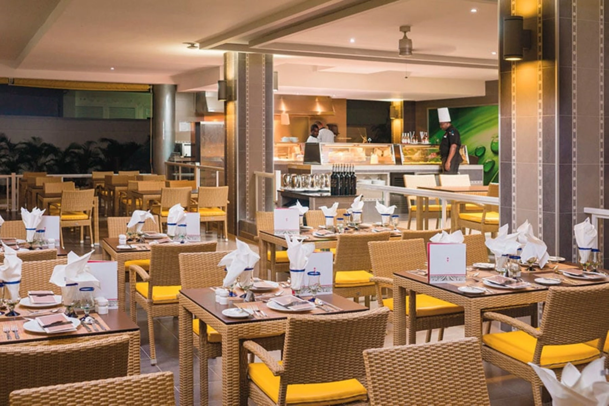 restaurant at Hotel Riu Reggae