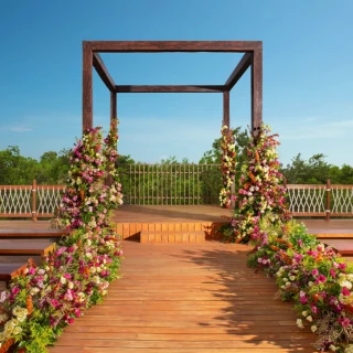 wedding gazebo venue at Hyatt Vivid Grand Island