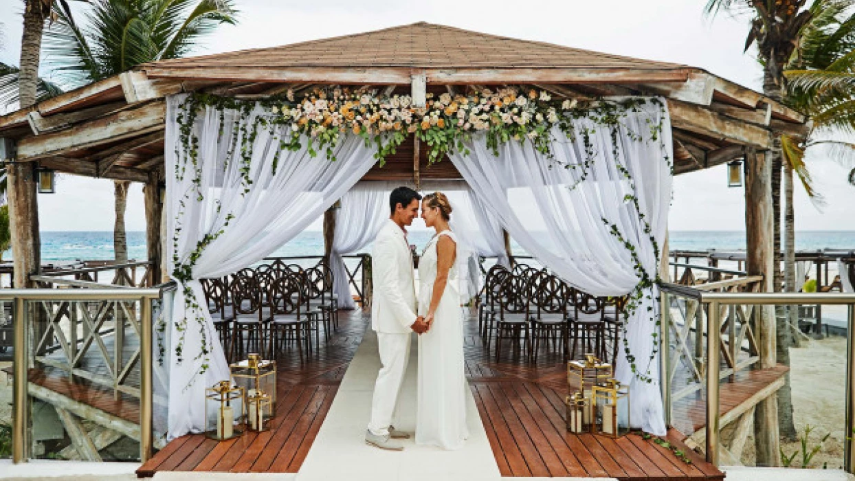 HYATT ZILARA GAZEBO WEDDING