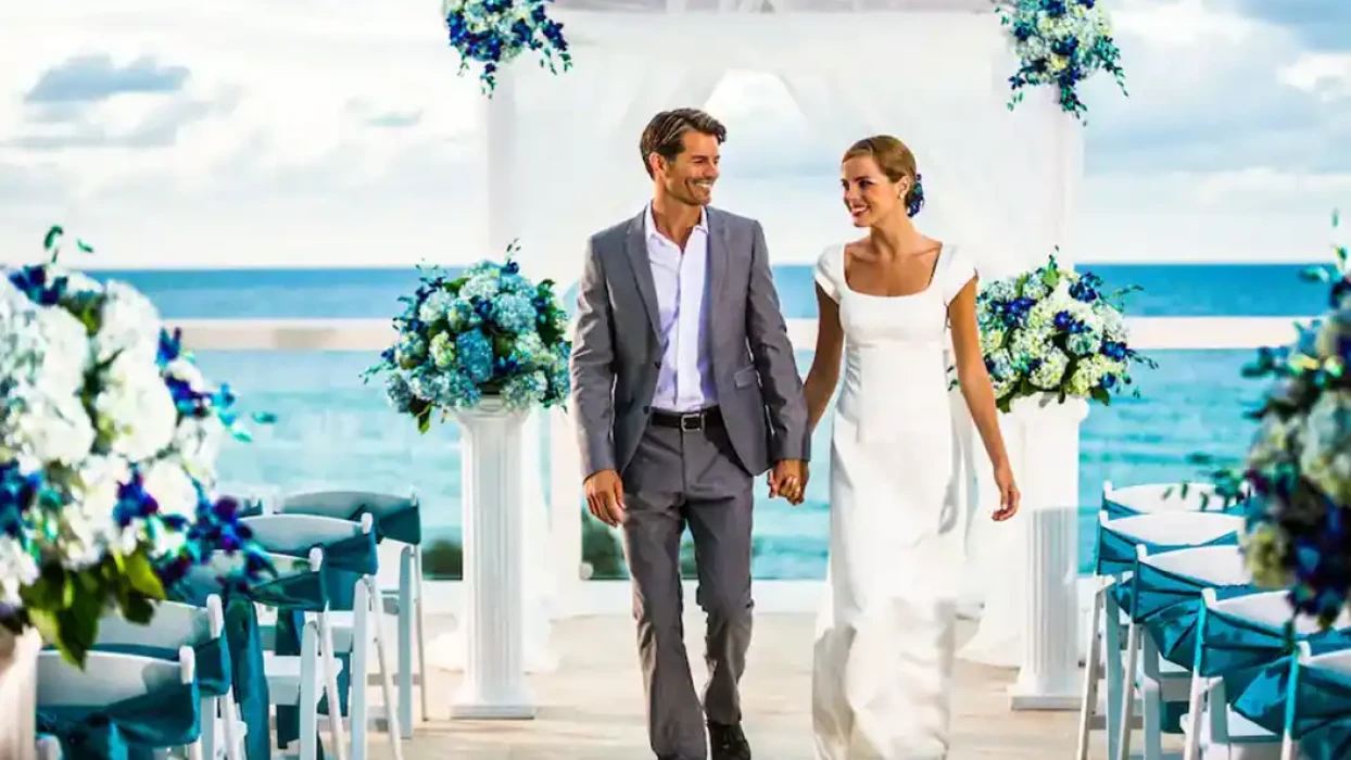 Couple in the gazebo at Hyatt Zilara Rose hall