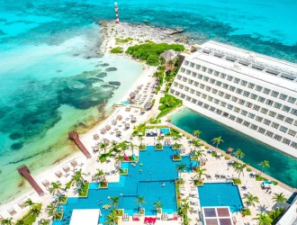 Hyatt Ziva Cancun lighthouse overview