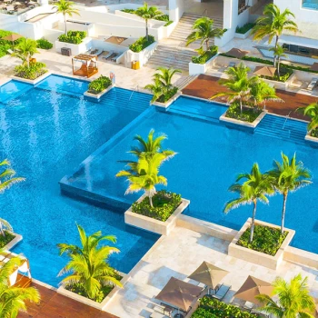 General Pool overview at Hyatt Ziva Cancun