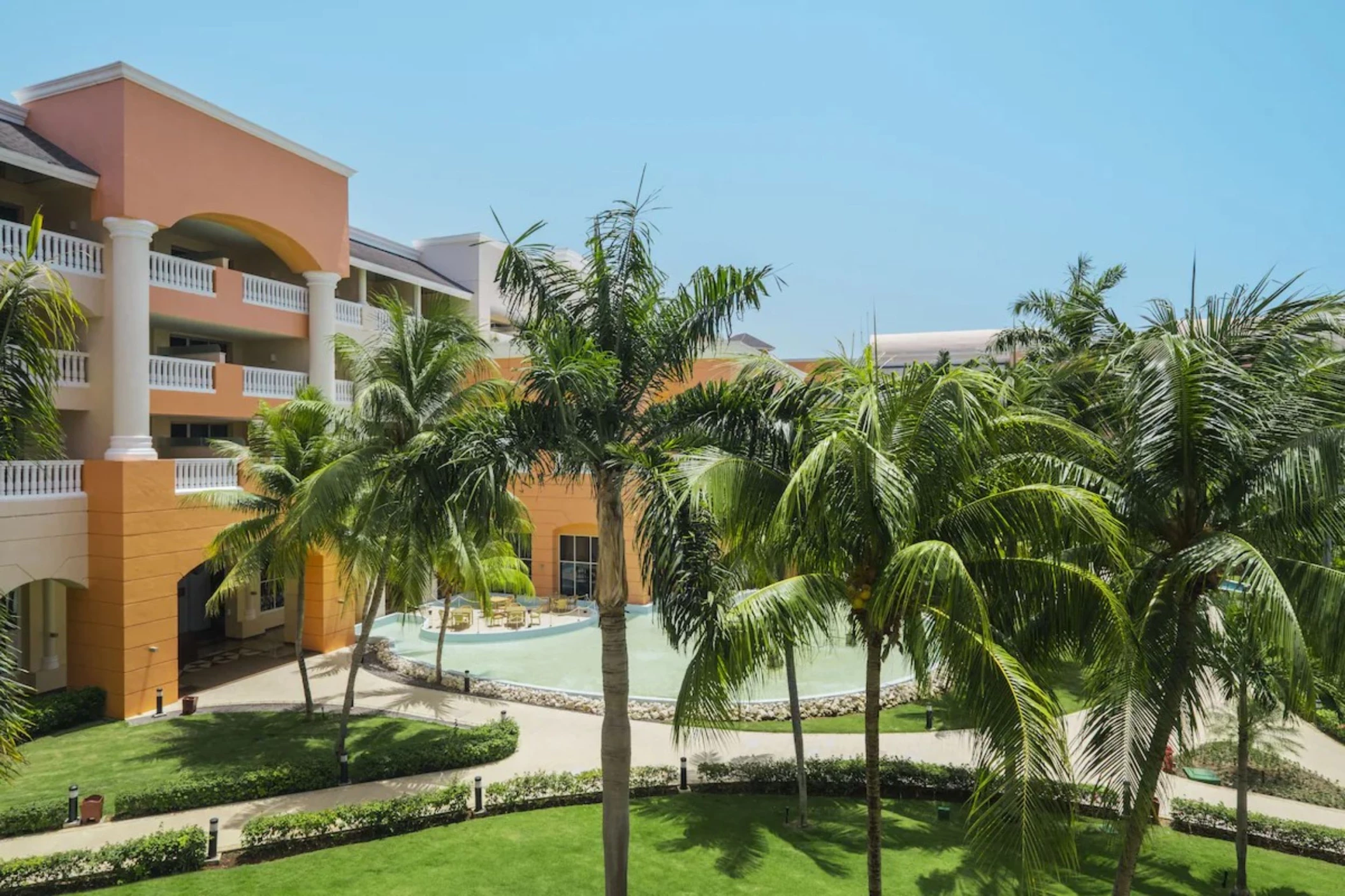 Iberostar Selection Rose Hall Suites grounds