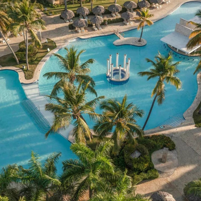 aerial view of the pool at Iberostar Waves Costa Dorada