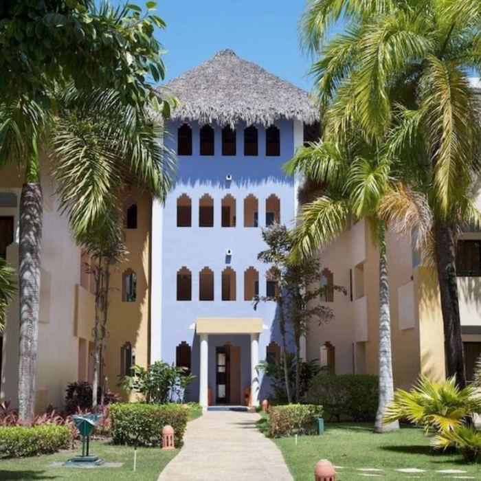 exterior of accommodations at Iberostar Waves Costa Dorada