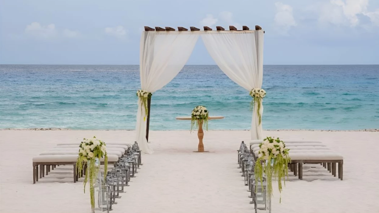 beach wedding venue at Iberostar Waves Cozumel