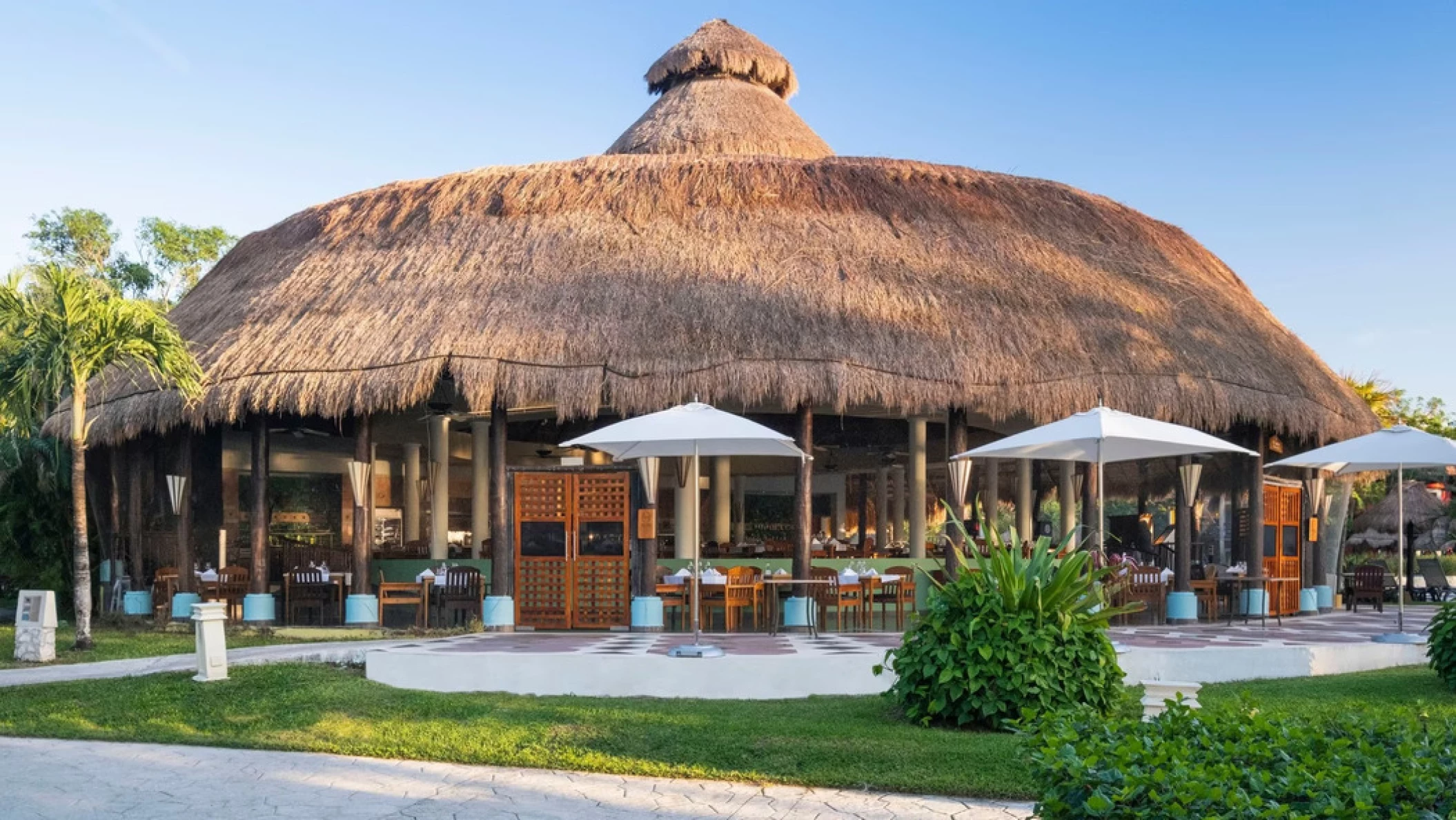 restaurant at Iberostar Waves Cozumel