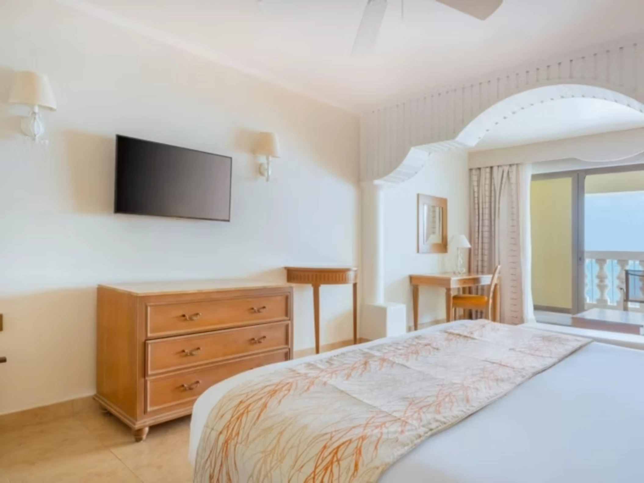 room at Iberostar Waves Rose Hall Beach