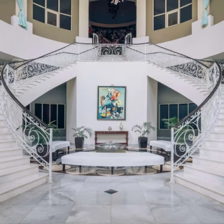 Grand Staircase venue at JOIA Rose Hall by Iberostar
