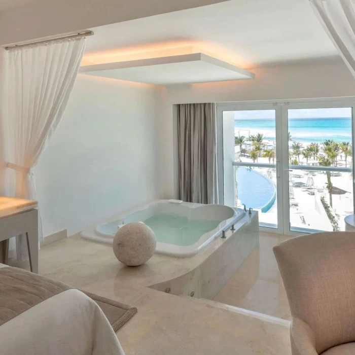 royal honeymoon suite at Le Blanc Spa Resort Cancun