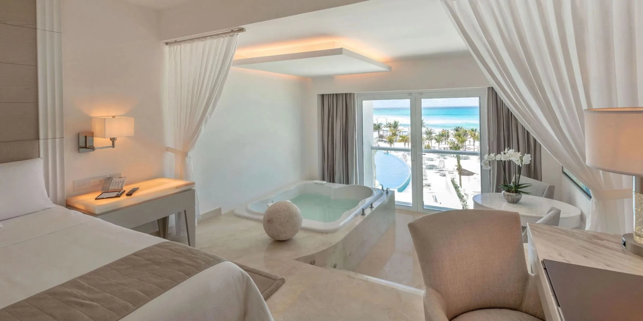 royal honeymoon suite at Le Blanc Spa Resort Cancun