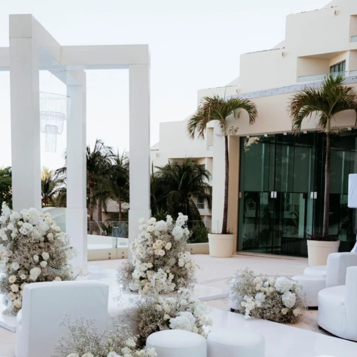 Egos Terrace venue at Live Aqua Cancun