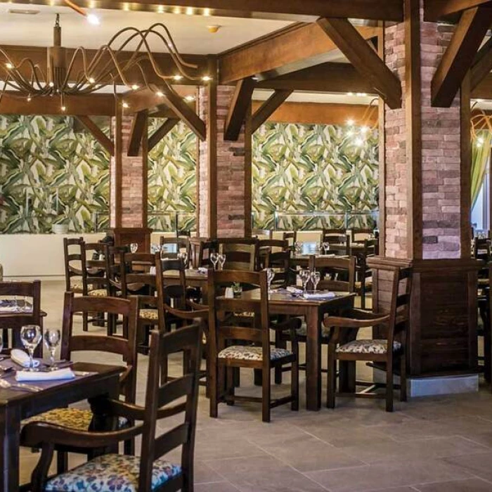 restaurant at Majestic Colonial Punta Cana