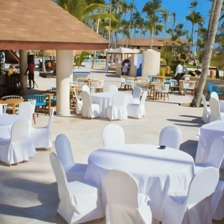 wet bar venue at Majestic Colonial Punta Cana