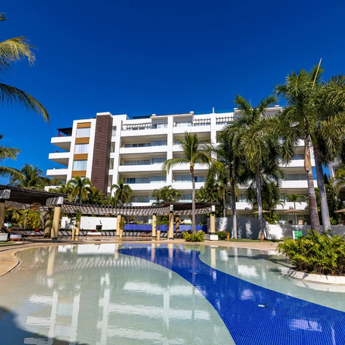 Pool and pergola at Marival Distinct Luxury residences.