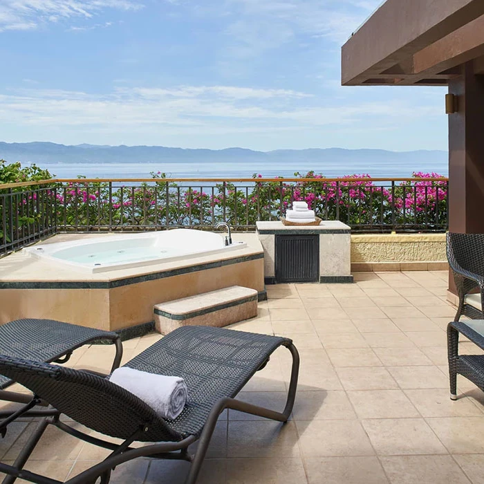 Luxury Suite Terrace with Hot tub at Marriott Puerto Vallarta