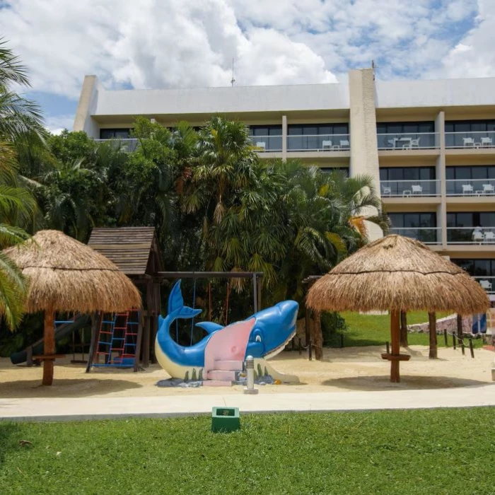 kidsdon kids play area at melia cozumel