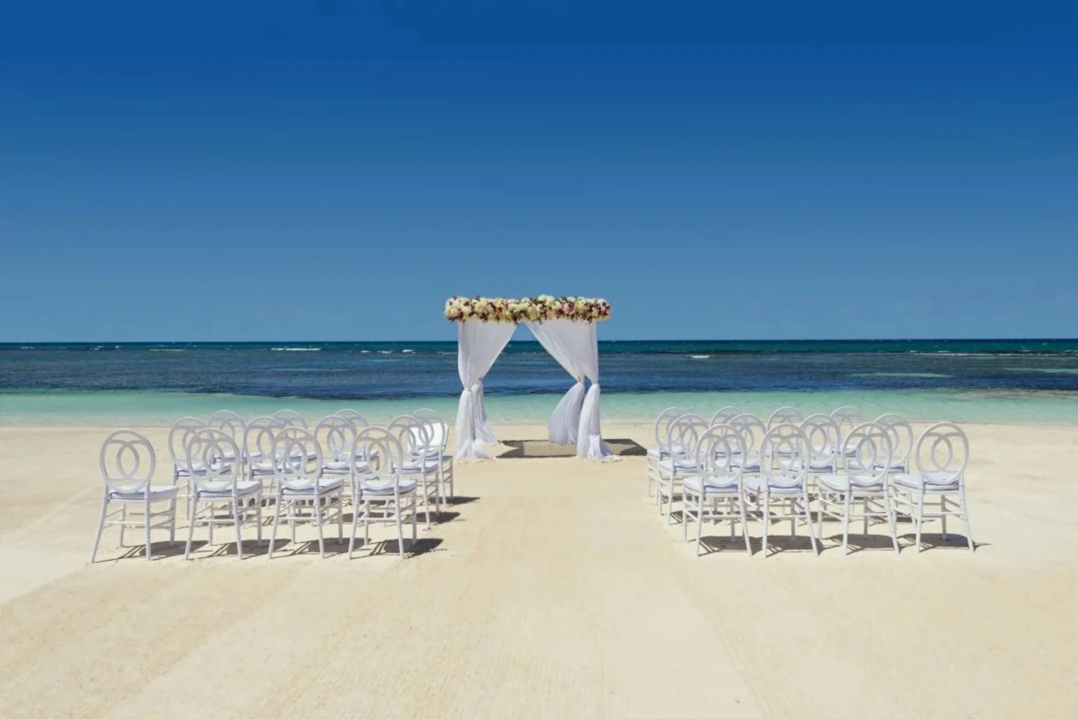 beach venue at Ocean Allure Costa Mujeres