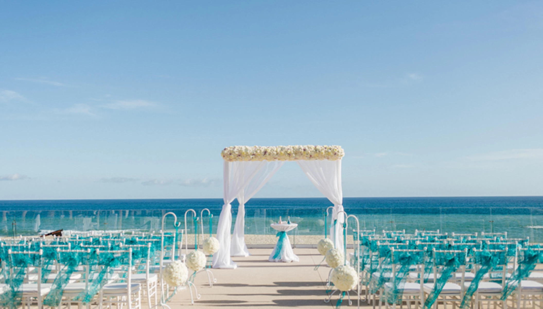 Ceremony in the ocean terrace at Paradisus Los Cabos