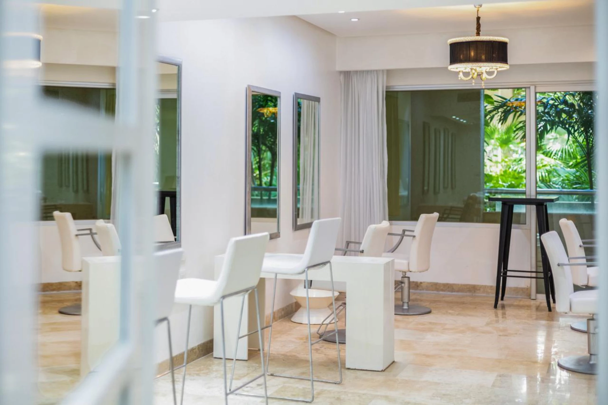 Bridal room at Paradisus Playa Del Carmen and La Perla