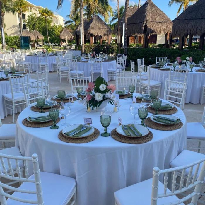 North Pool venue at Paradisus Playa Del Carmen and La Perla
