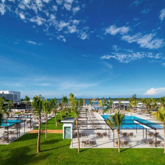 view of Hotel Riu Montego Bay grounds