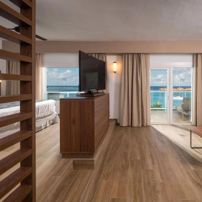 suite at Hotel Riu Montego Bay