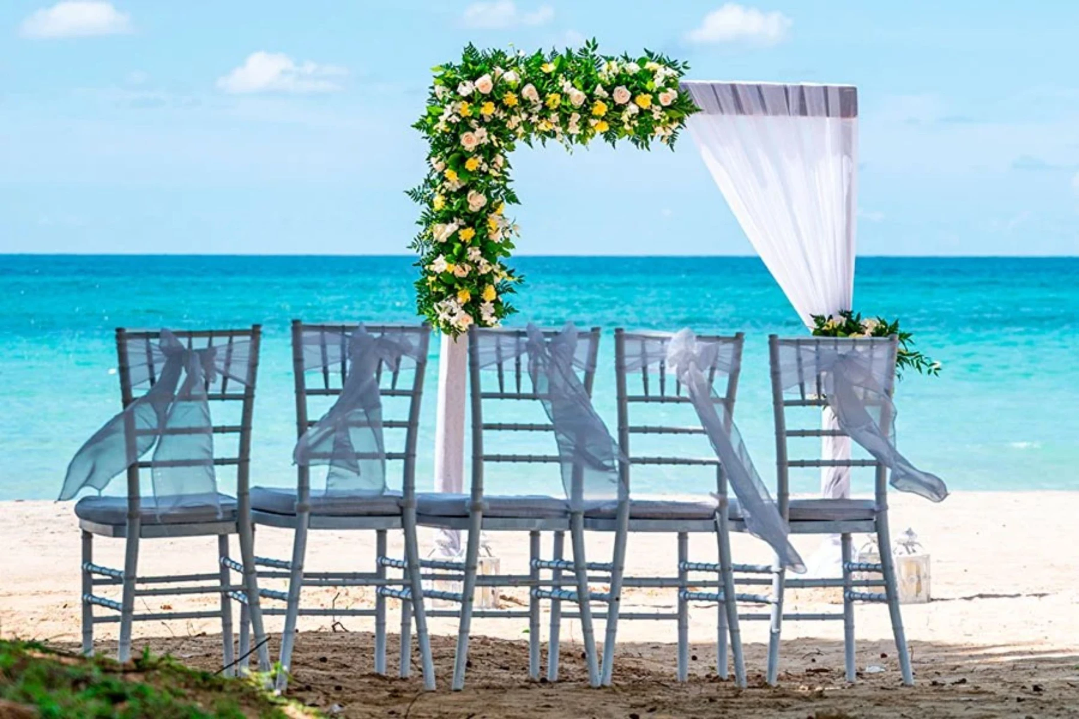 beach wedding venue at Riu Palace Tropical Bay
