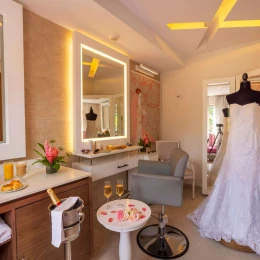bridal getting ready suite at royalton grenada