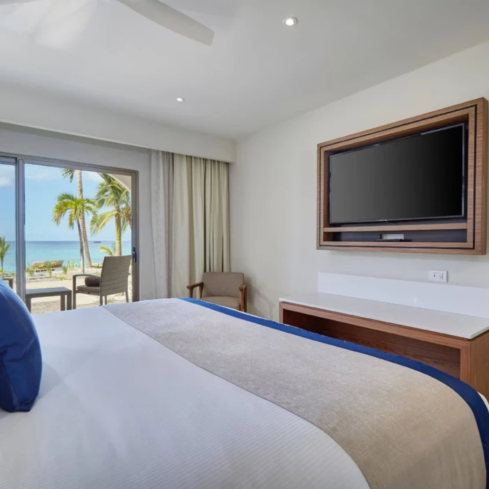 luxury room beach walkout diamond club at royalton grenada