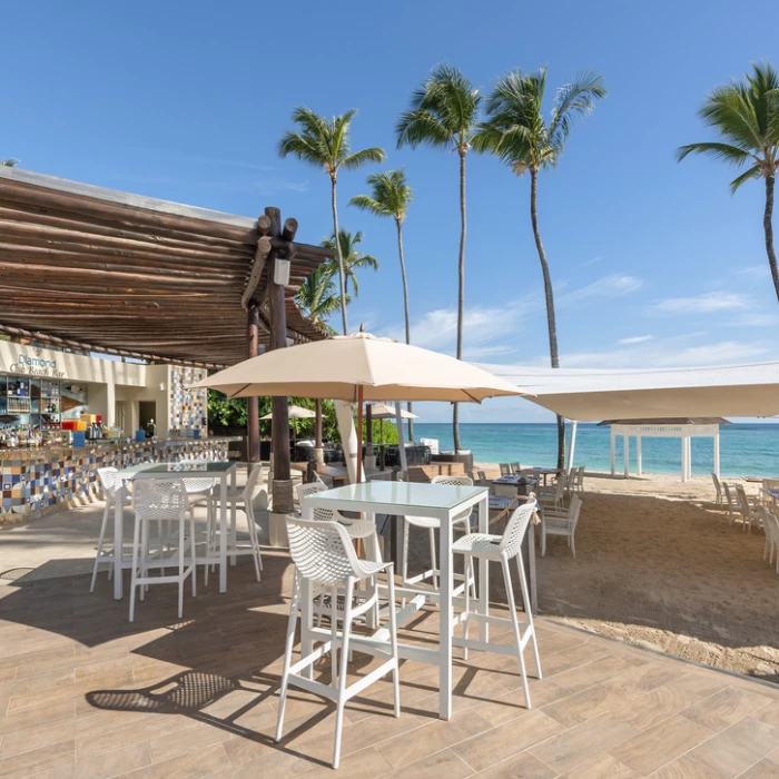 diamond club beach bar at Royalton Punta Cana