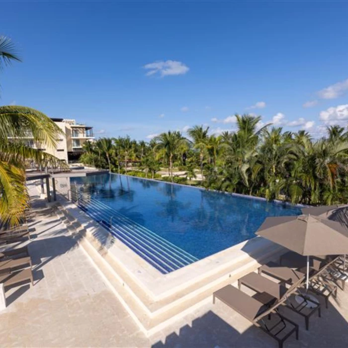 Infinity pool at Royalton Riviera Cancun