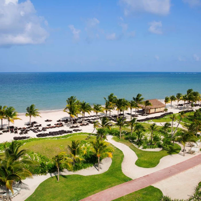 Beach overview at Royalton Riviera Cancun Resort.