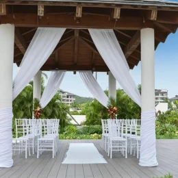 garden gazebo venue at Royalton Saint Lucia