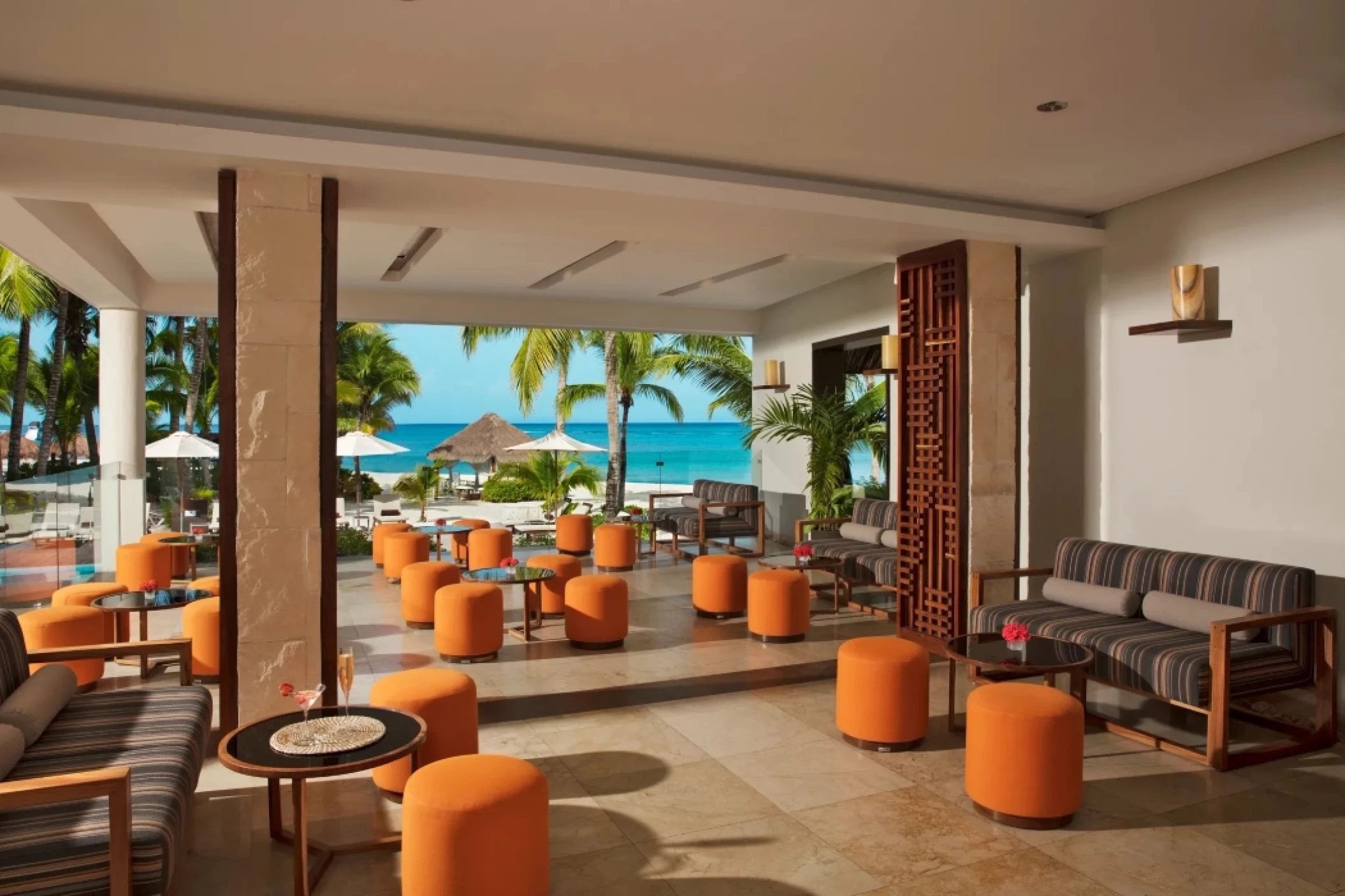 rendezvous lobby bar at Secrets Aura Cozumel