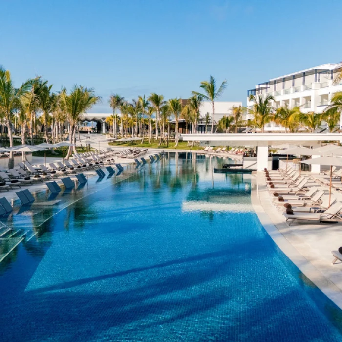 pool at Secrets Tides Punta Cana