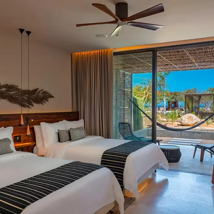 Guest room at Solaz Los Cabos