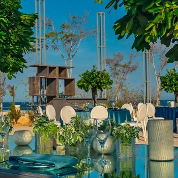 Ocean front deck wedding venue at Solaz Los Cabos