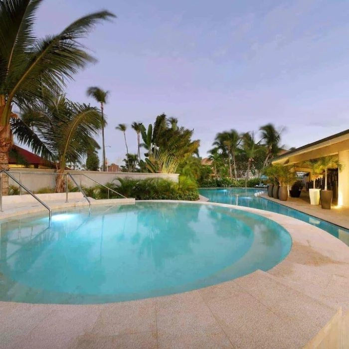 spa pool at TRS Turquesa