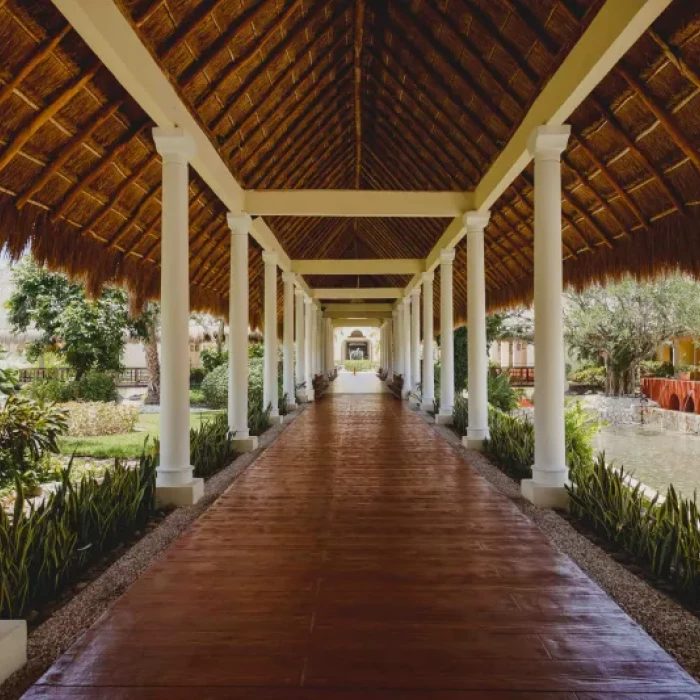 Valentin Imperial Riviera Maya hallways