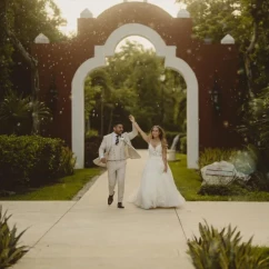 Couple entrance to reception at Valentin Imperial Maya Resort.