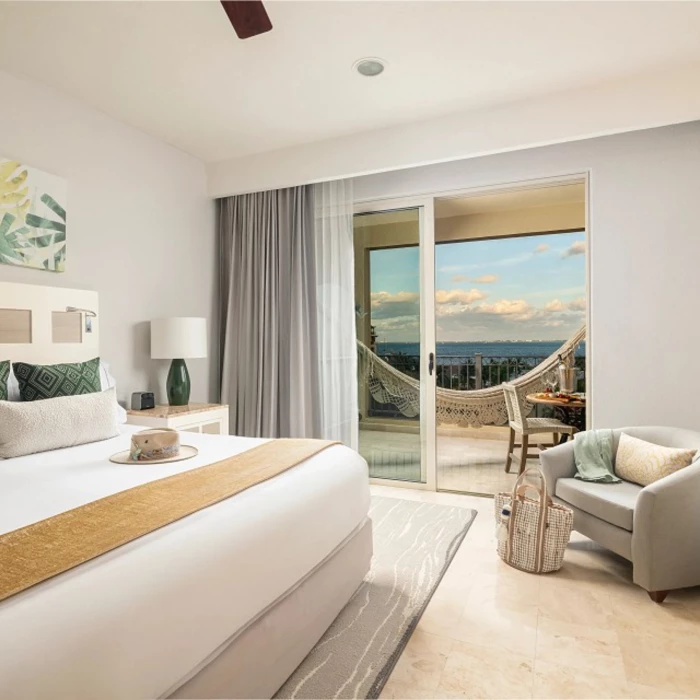 deluxe oceanview suite at Villa del Palmar Cancun
