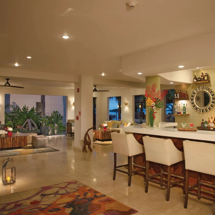 harmony lobby bar at Zoetry Montego Bay