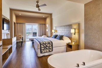 Junior suite at Riu Palace Baja California